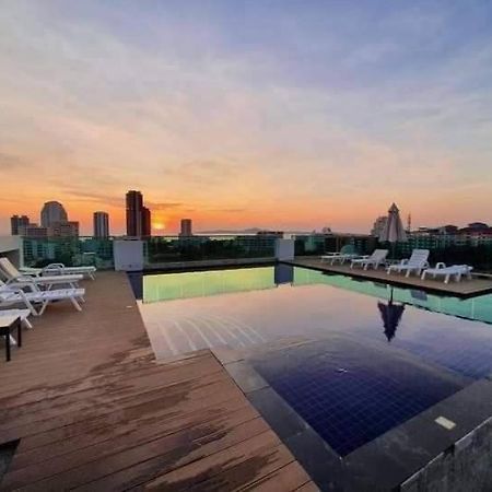 Vn Residence 3 Pattaya Bagian luar foto